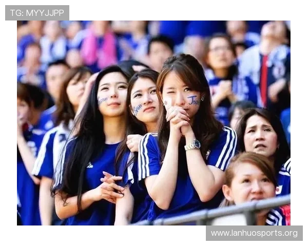 国安球迷齐聚肆閤院儿周年庆 共庆生日激情四溢热情高涨