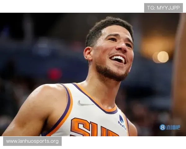 布克预计与太阳提前续约顶薪 成为球队核心力压杜兰特 布克预计与太阳提前续约顶薪 成为球队核心力压杜兰特